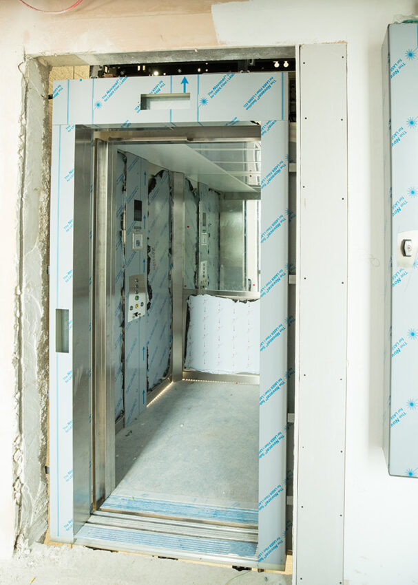 Lift installation university of Nottingham RAD building, lift interior protection wrap