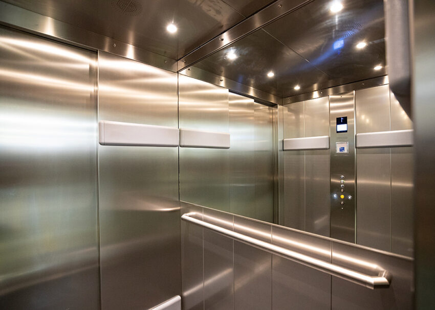 Lift Installationw, lift mirrors