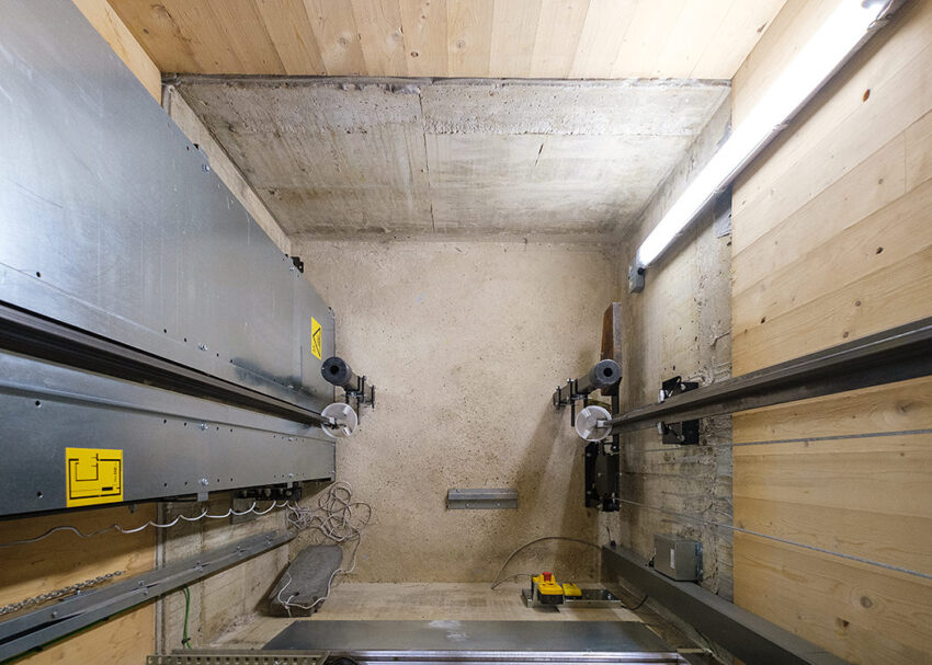 Lift Installation for kier construction at Histon and Impington primary school, traction lift