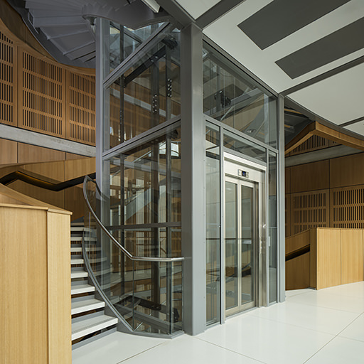scenic glass lift