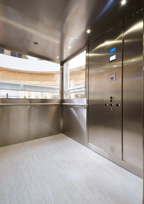 Scenic glass lift installation